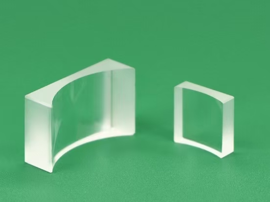 Functions and Applications of Cylindrical Lenses