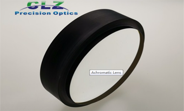 Does the Achromatic Lens Have Heat Insulation Function?