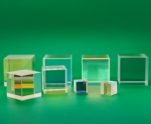 400 - 700 nm Cube Beamsplitters