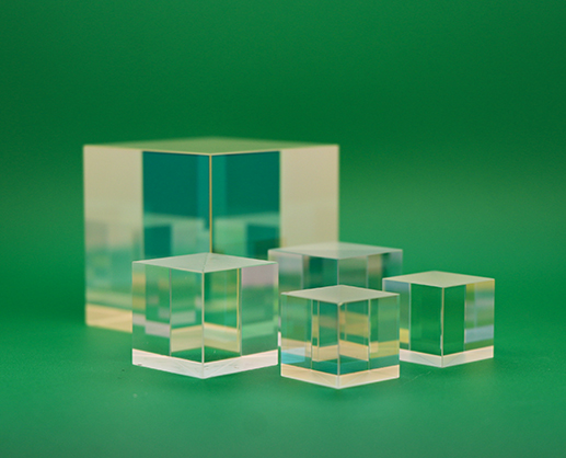 400 - 700 nm Non-Polarizing Cube Beamsplitters 